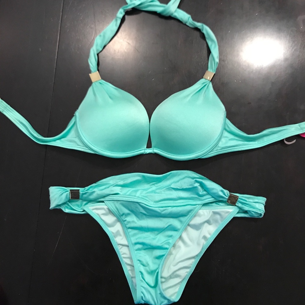 Victoria’s Secret Very Sexy Push-up